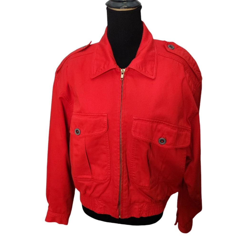 LizSport Red Double Front Pocket and Lined Polka Dot Red & White  Size Medium‎